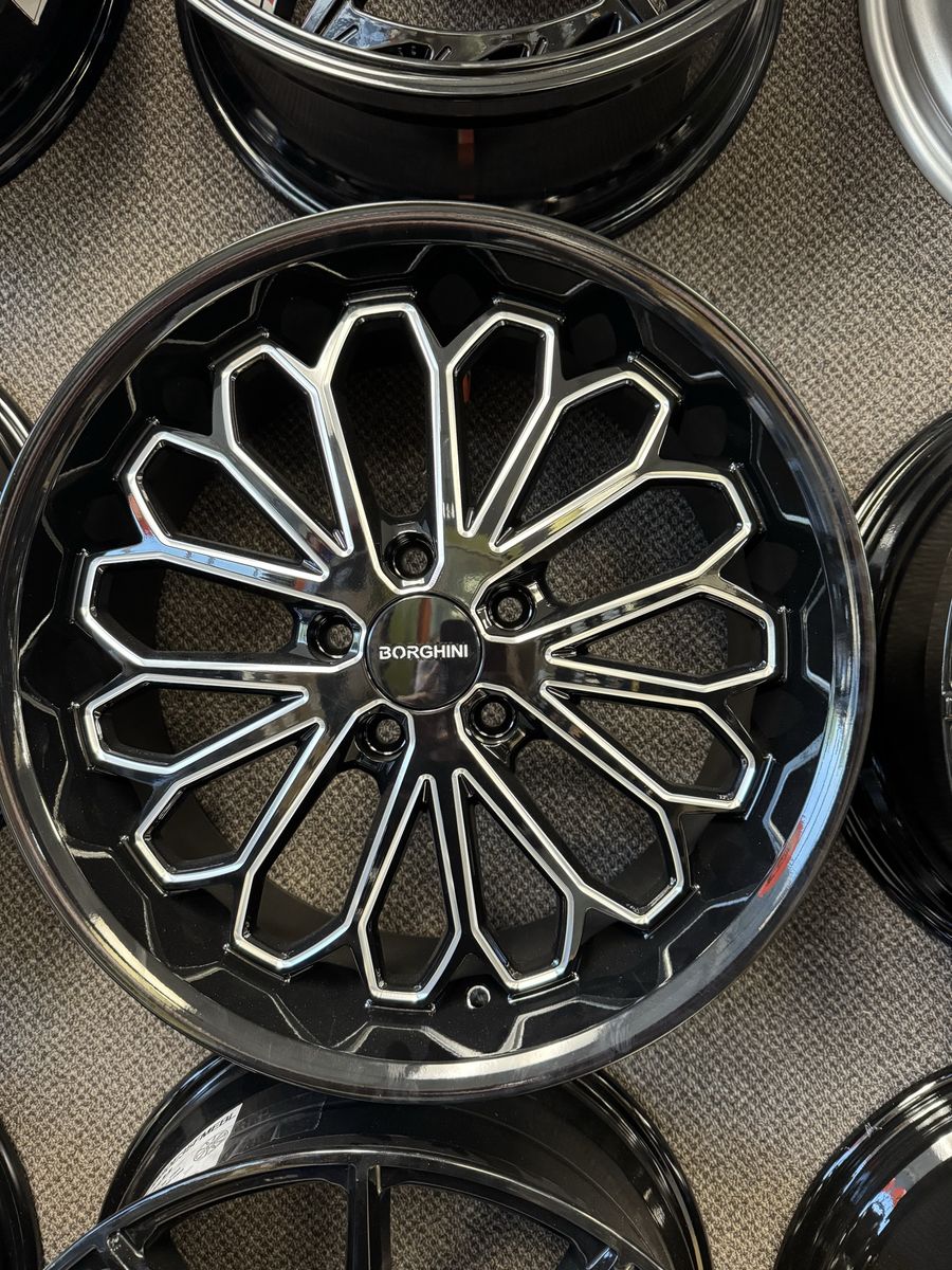 Brand new set of 4 wheels Borghini B67 18x8 5x114.3 Bolt Pattern Gloss Black w/ Machined Face Wheel