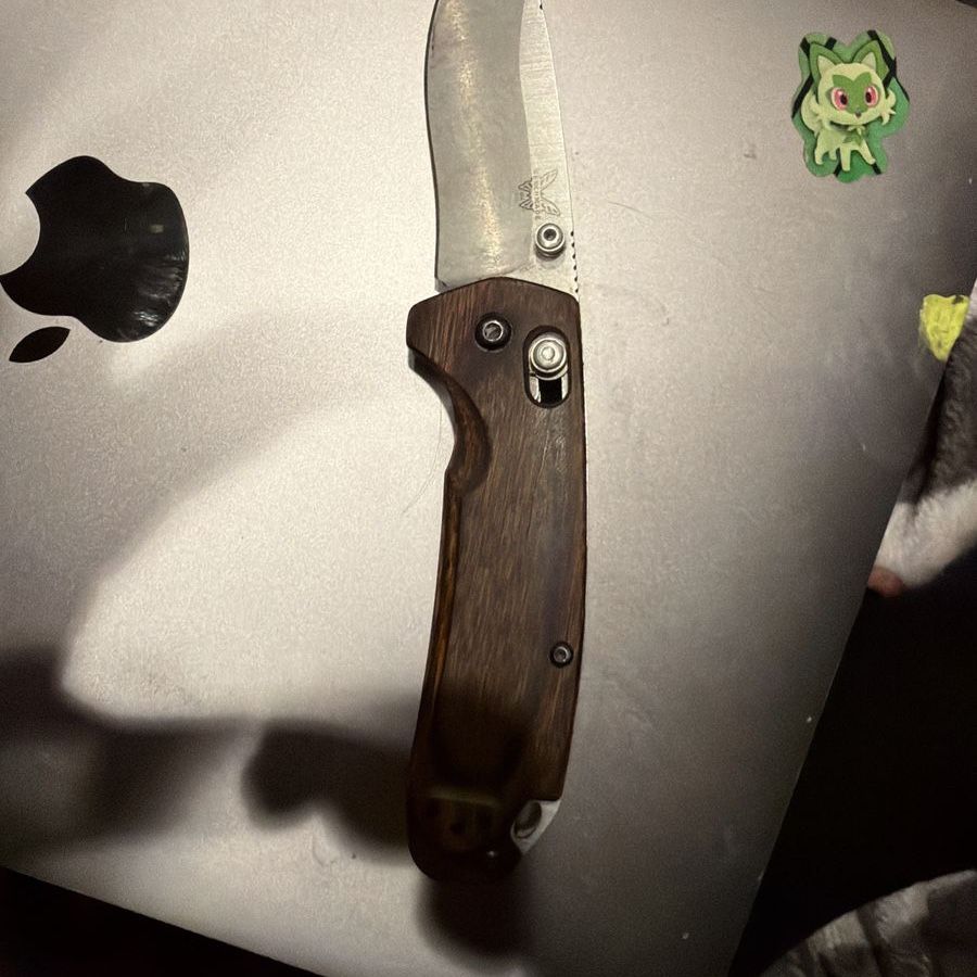 Bench made knife