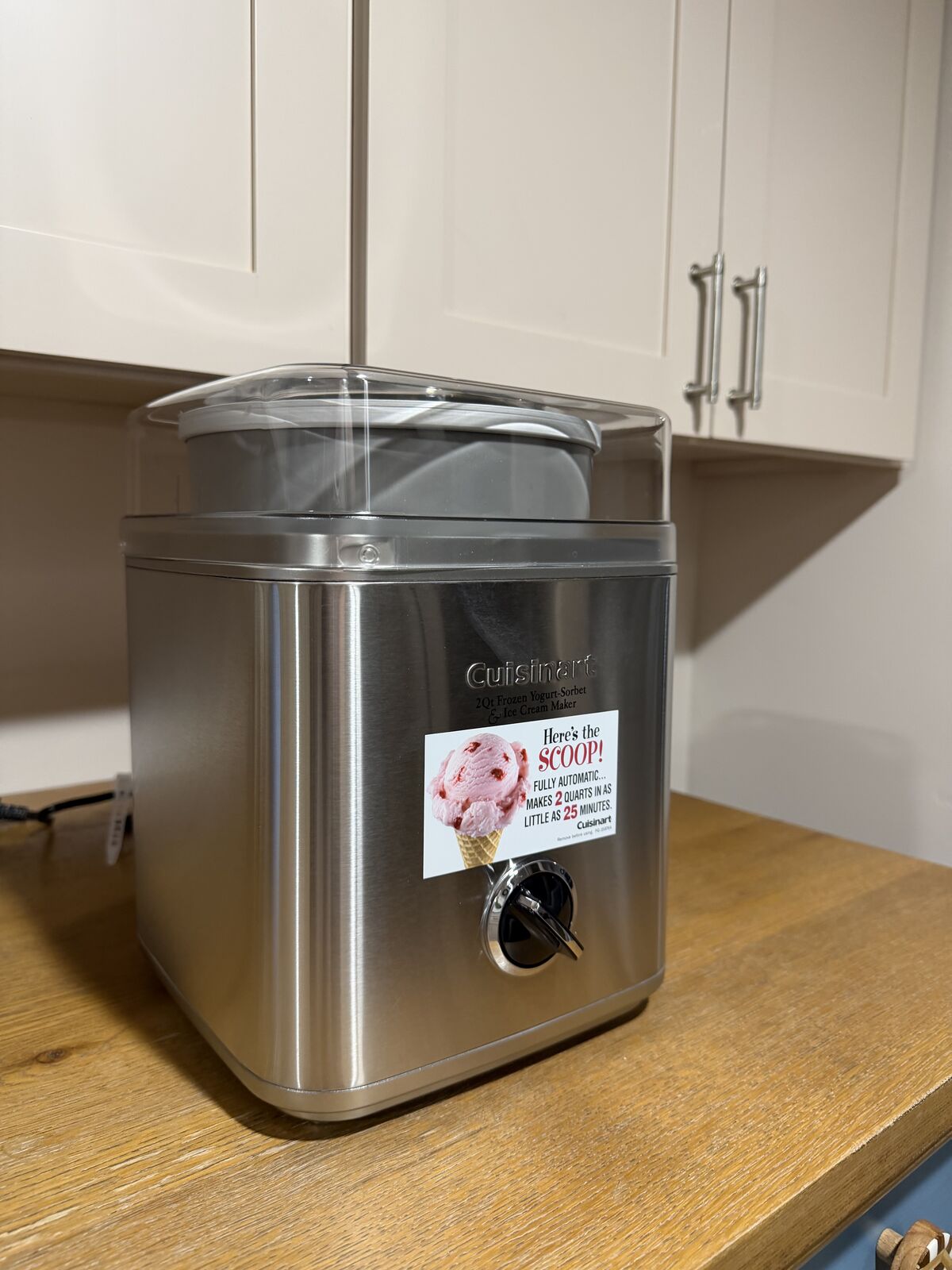 Cuisinart 2-Qt IceCream/Sorbet Maker Used Once