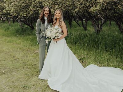 Amy & Eve wedding dress