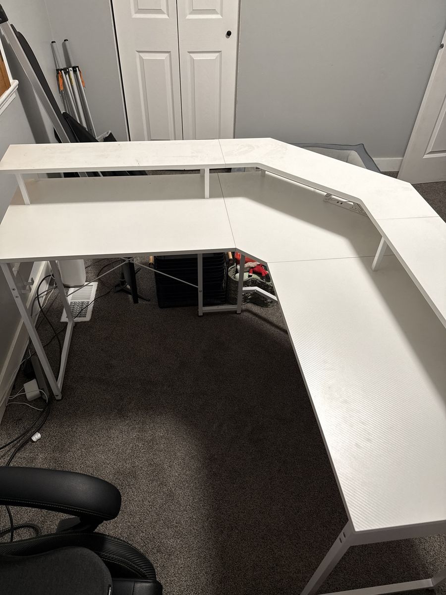 Gaming L Shaped Desk with LED Lights and 3 Power Outlets