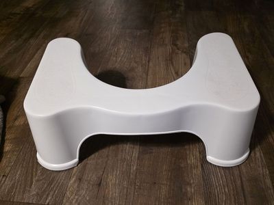 Squatty Potty Toilet Stool White Plastic Bathroom Foot Rest