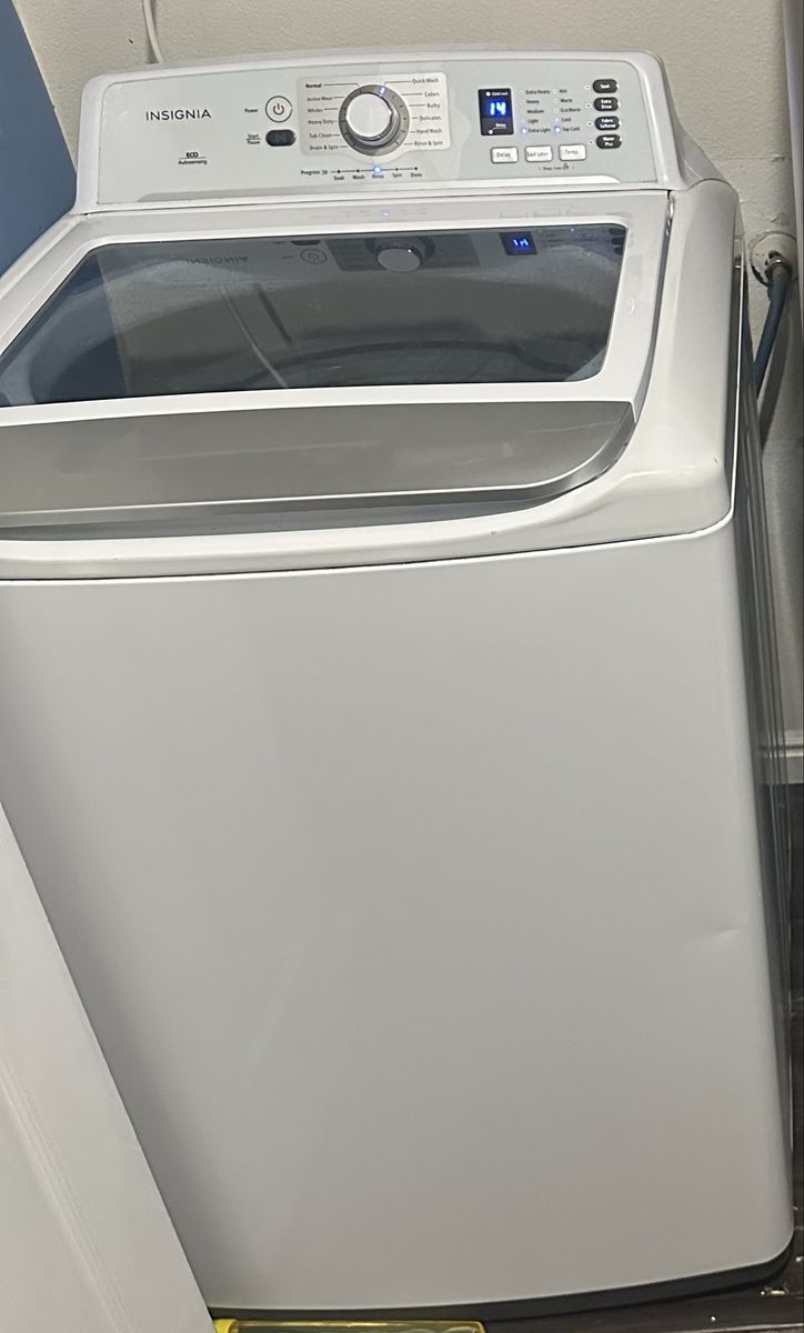 Insignia NS-TWM41WH8A Top Load Washer