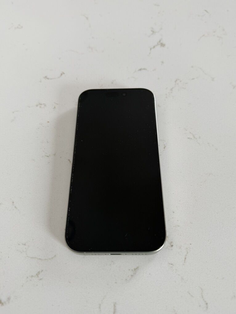 iphone 16 Pro (128 gb)