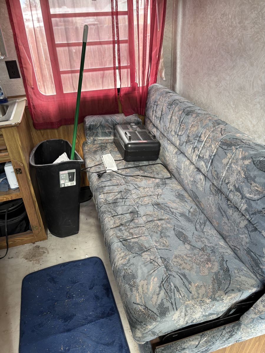 Main image 4