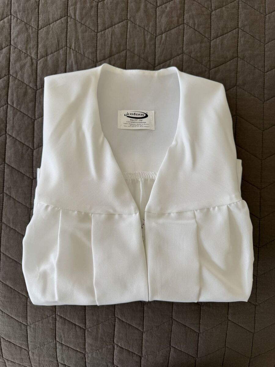 Jostens Graduation Cap and Gown White 5’7”-5’9” Unisex