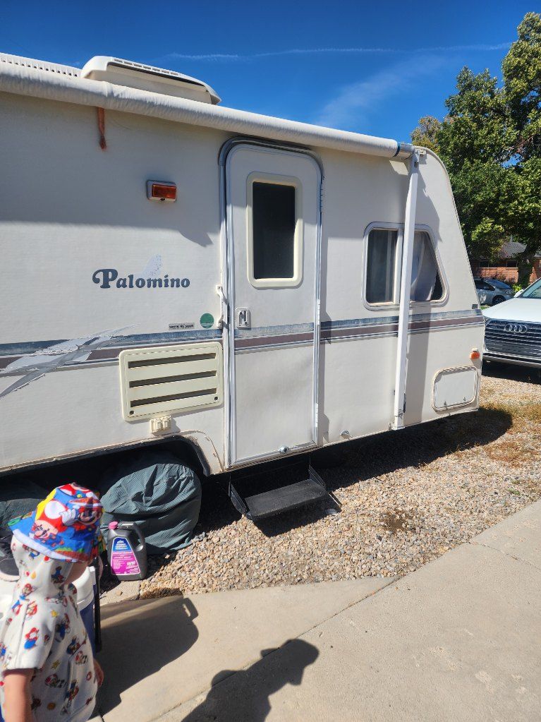 1999 Palomino Travel Trailer