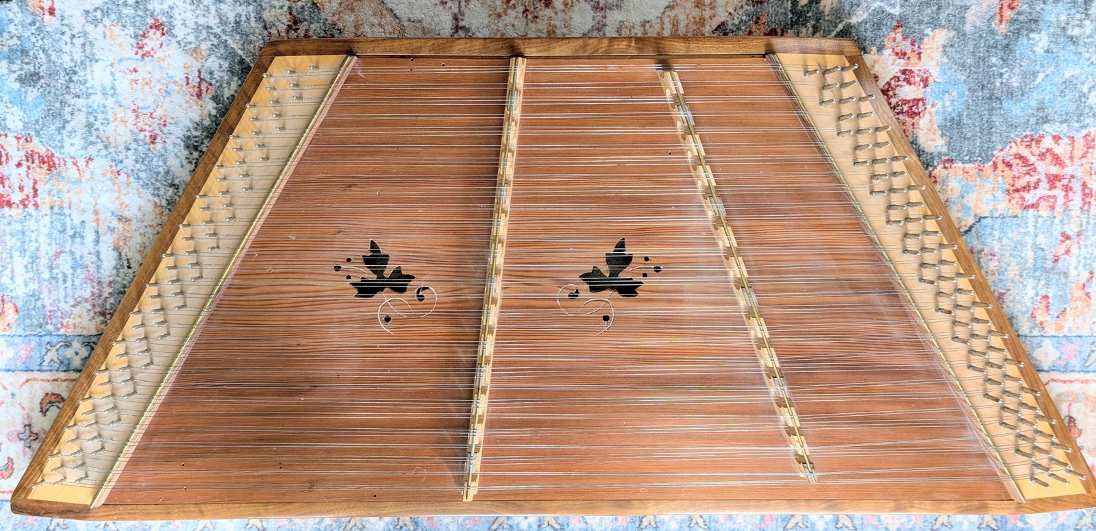 Hammered Dulcimer by Joyful Strings model T-51