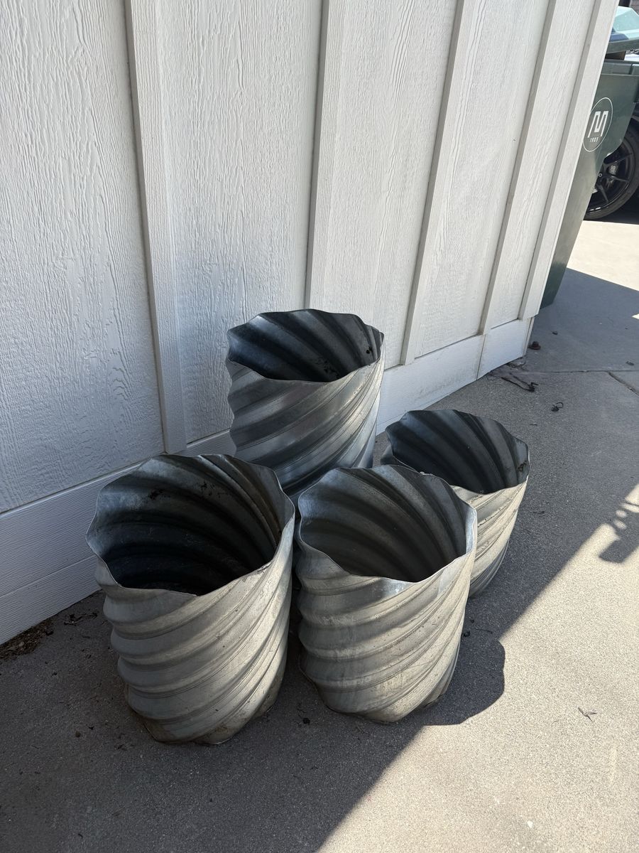 Metal Circular Planters