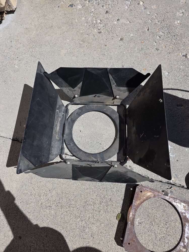 Main image 8
