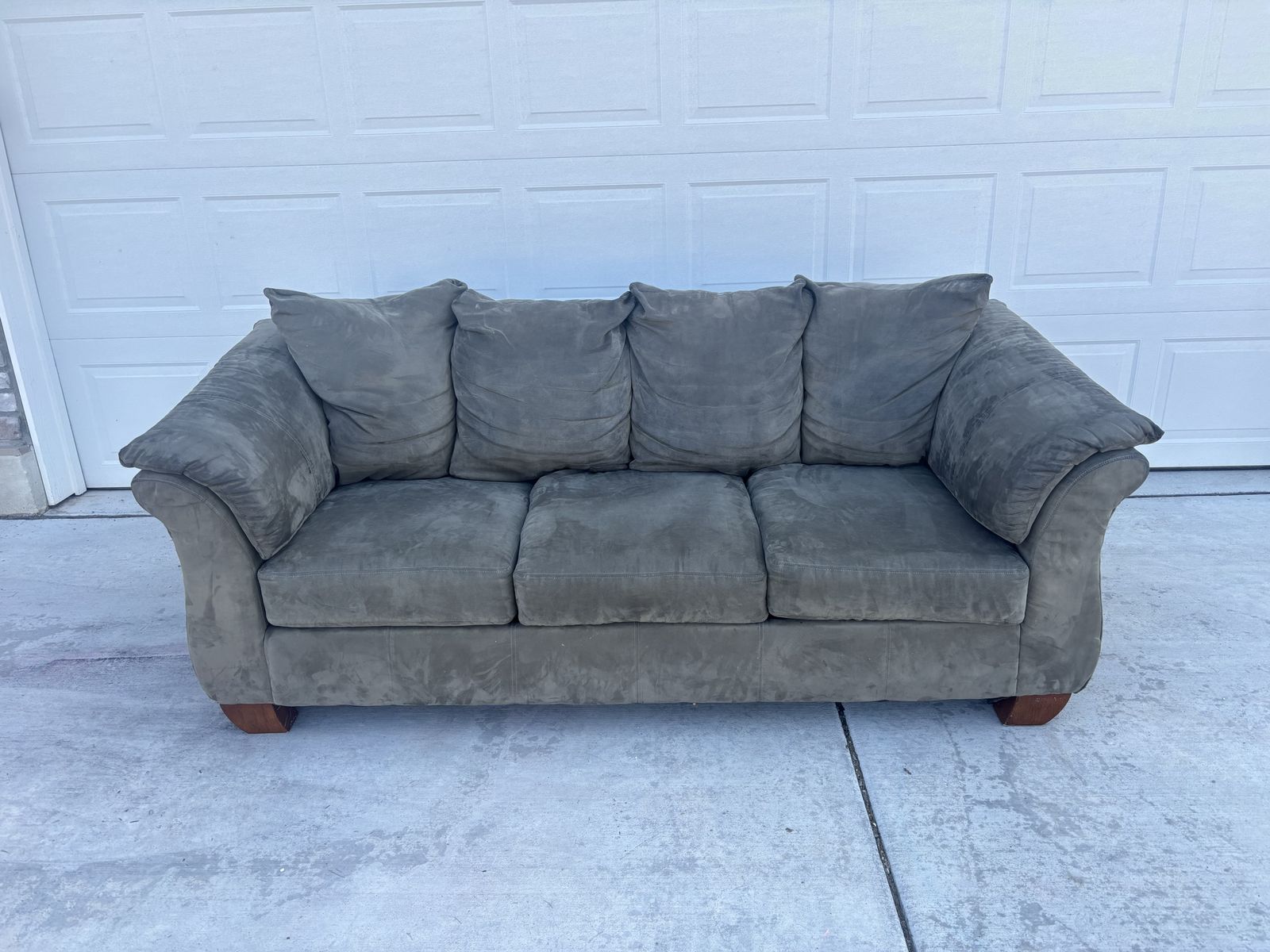 Green Microfiber Sofa - FREE DELIVERY