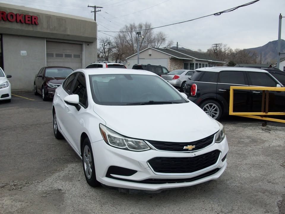 2018 Chevrolet Cruze LS Auto