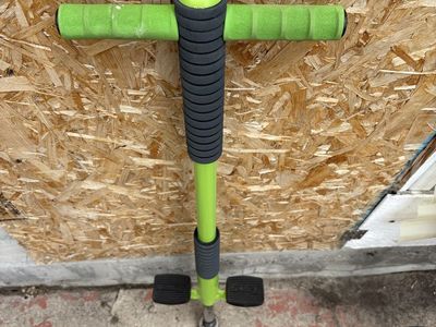 Airzone Pogo Stick