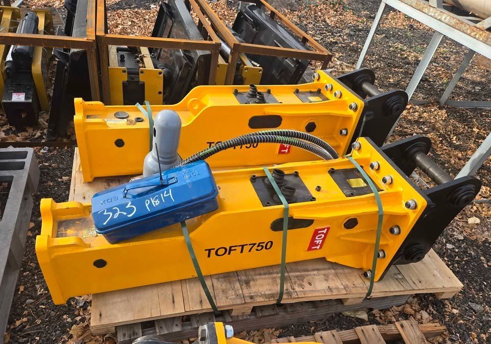 NEW Toft 750 Heavy Duty Hydraulic Excavator Concrete Breaker / Hammer (Mini-Ex)
