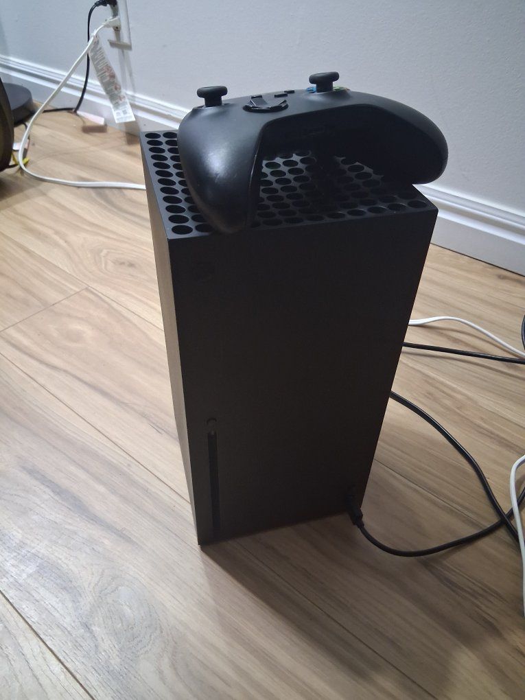 Microsoft Xbox Series X 1TB Console with Wireless Controller - Used