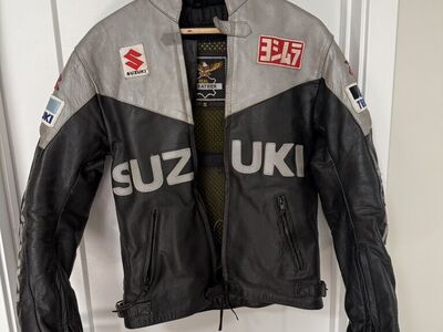 Suzuki Woman Leather Jacket Size S