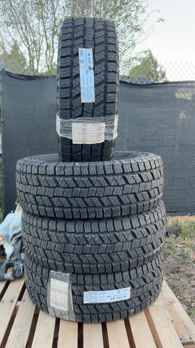 315/70/17 Laufenn (HANKOOK) X FIT AT