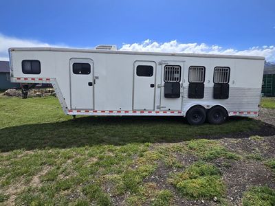 2004 Kieferbuilt Aluminum weekender horse trailer