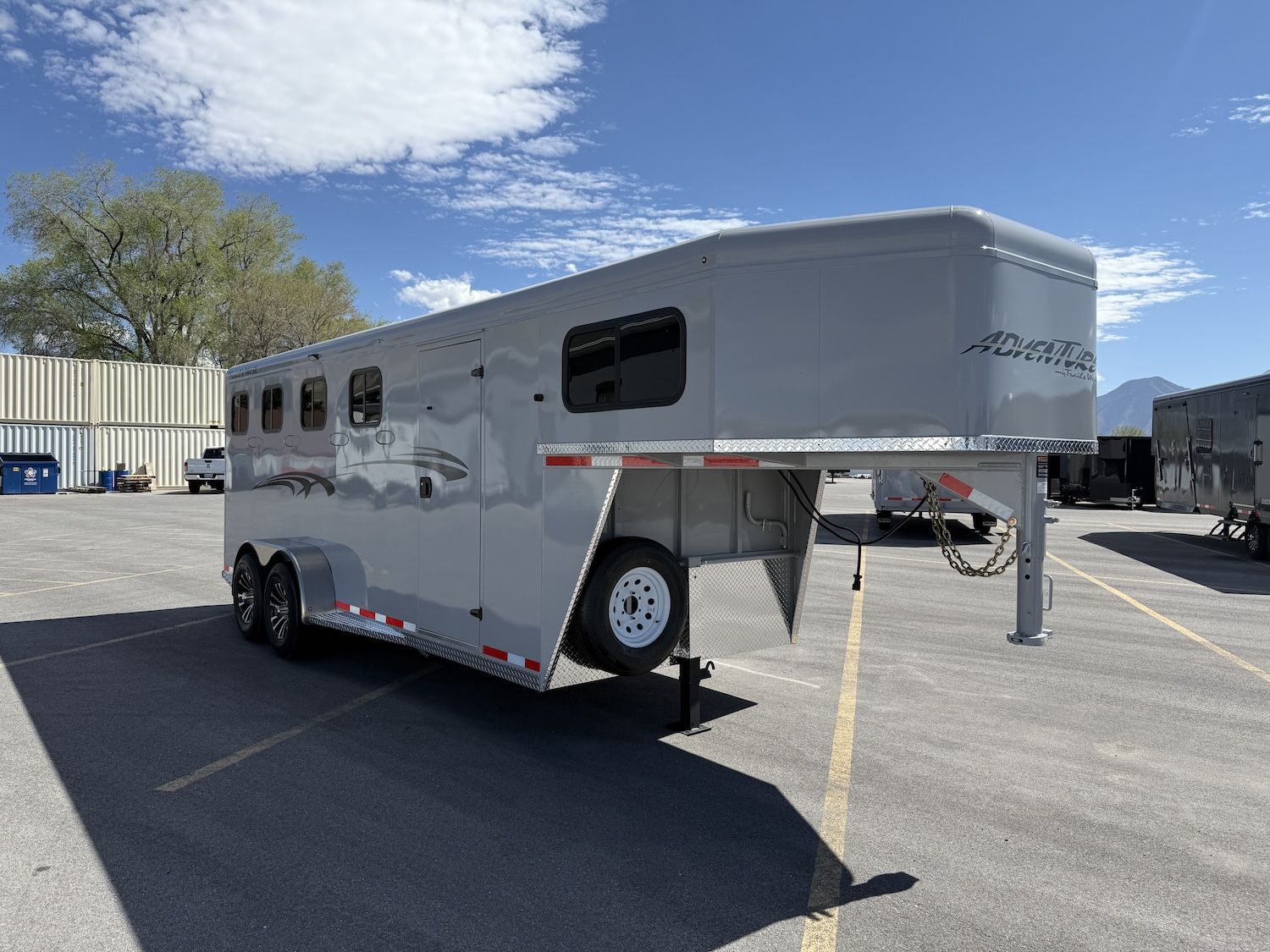 2027 Trails West Adventure MX 4-Horse GN