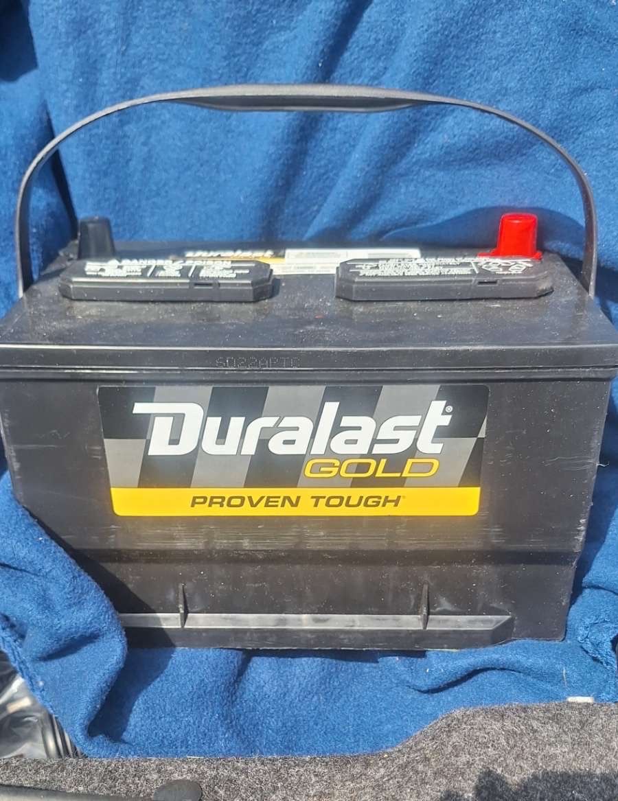 Duralast Gold 65-DLG Battery 850 for 2005 Ford 350 6.0 Super Duty Lariat 