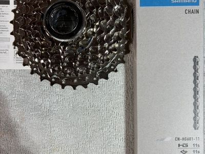 New Shimano 105 11-34 11 Spd Cassette And Chain