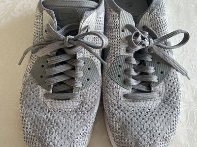 Nike Air Max Men’s Sneakers