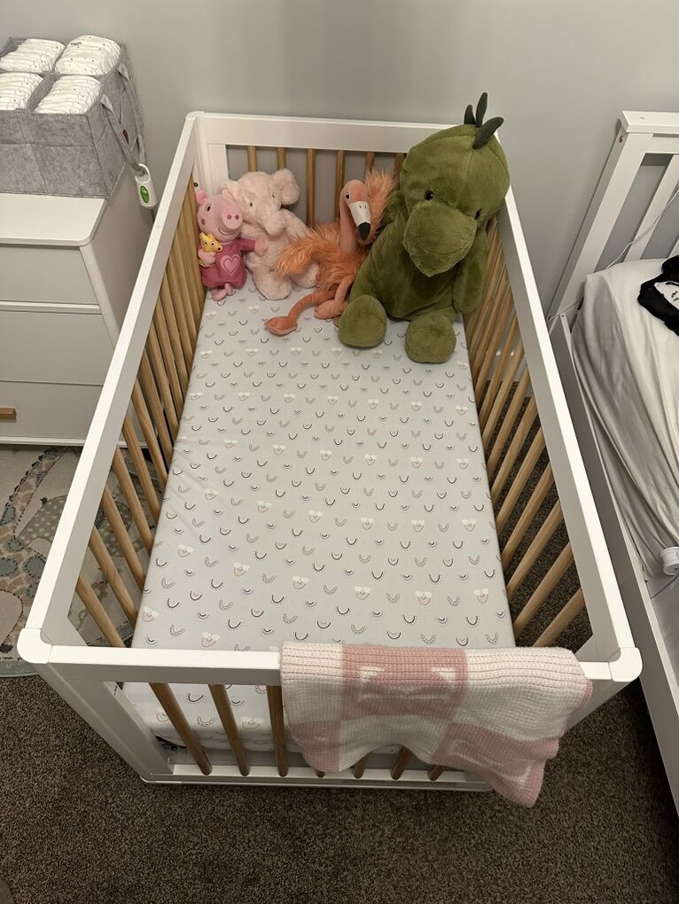 Babyletto Lolly White & Wood 3-in-1 Crib