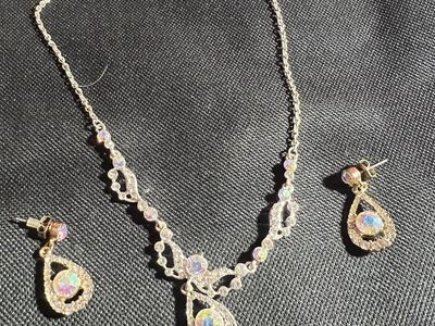 Claire’s Teardrop Necklace & Earring Set - Silver Tone, Iridescent Crystals