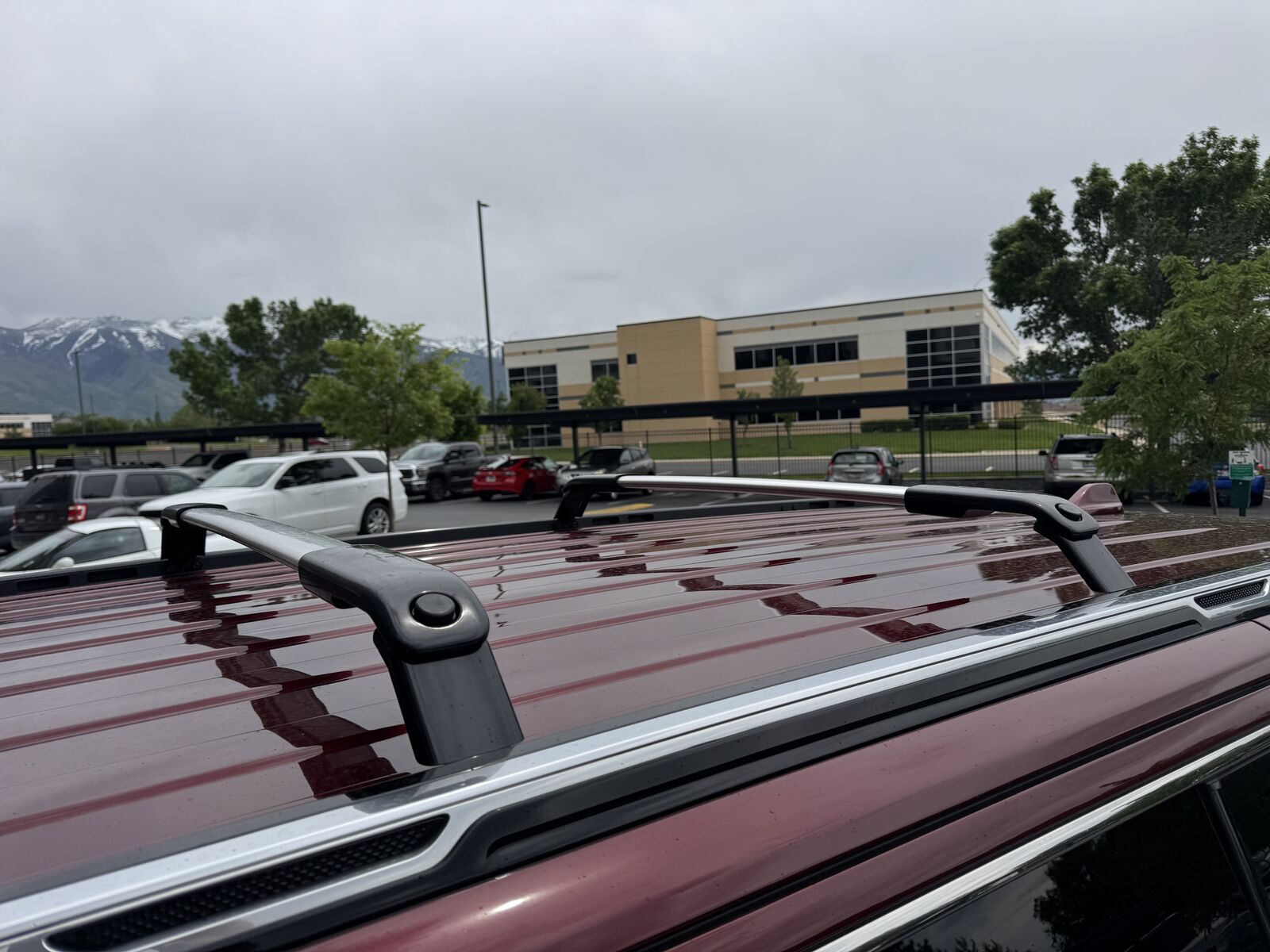 Wagoneer and Grand Wagoneer Mopar Roof Racks