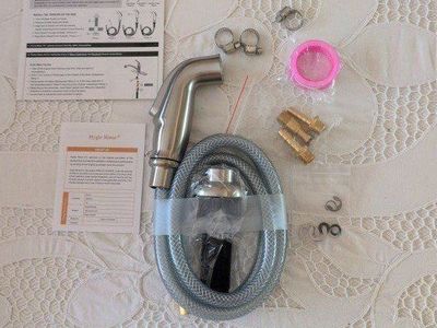 Universal sink sprayer