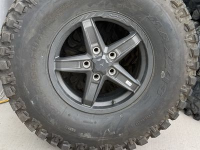 Maxxis Rampage Fury 32x10x15 Tires with Polaris RZR Wheels
