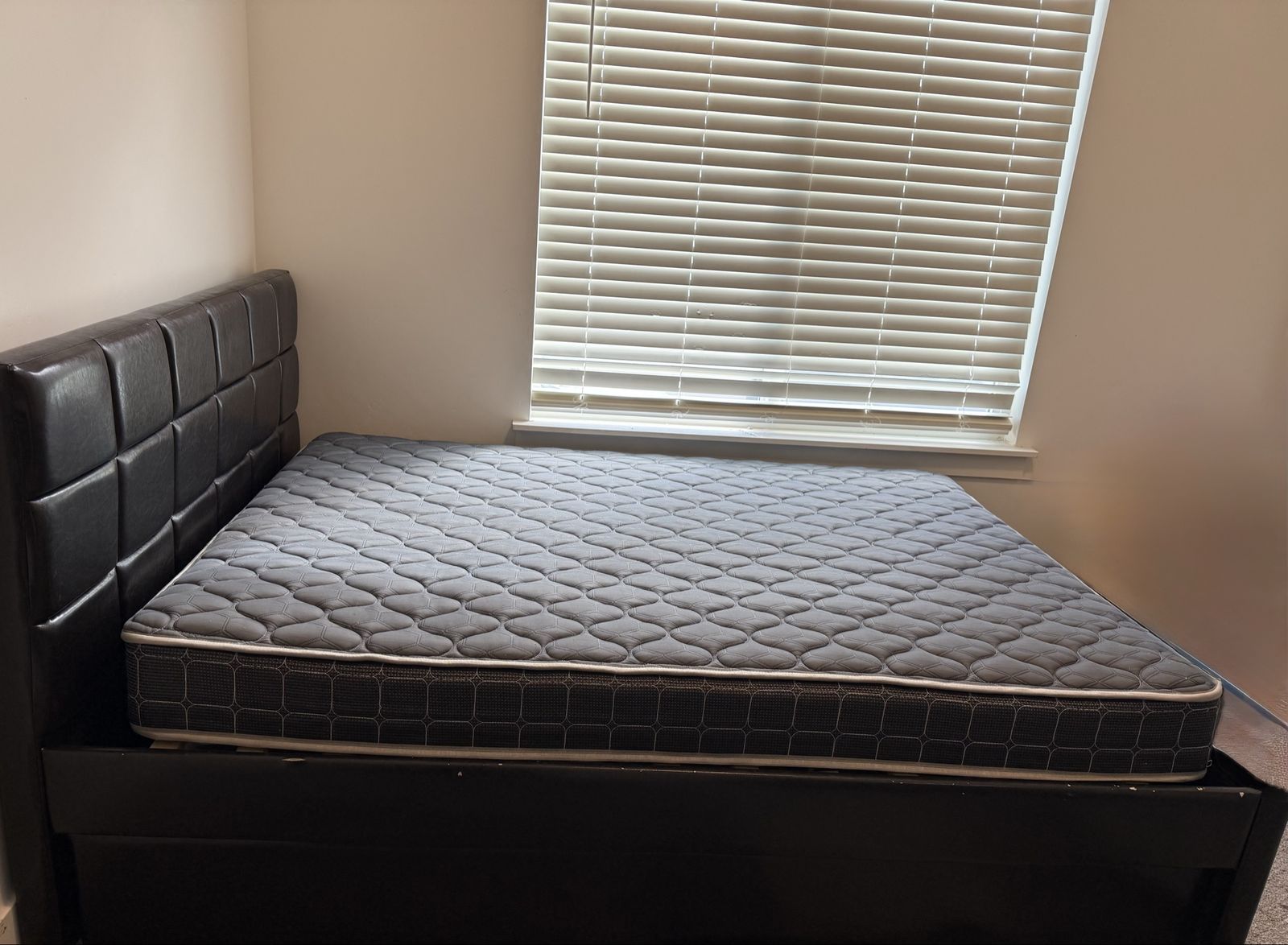 Full & Twin Double Bed