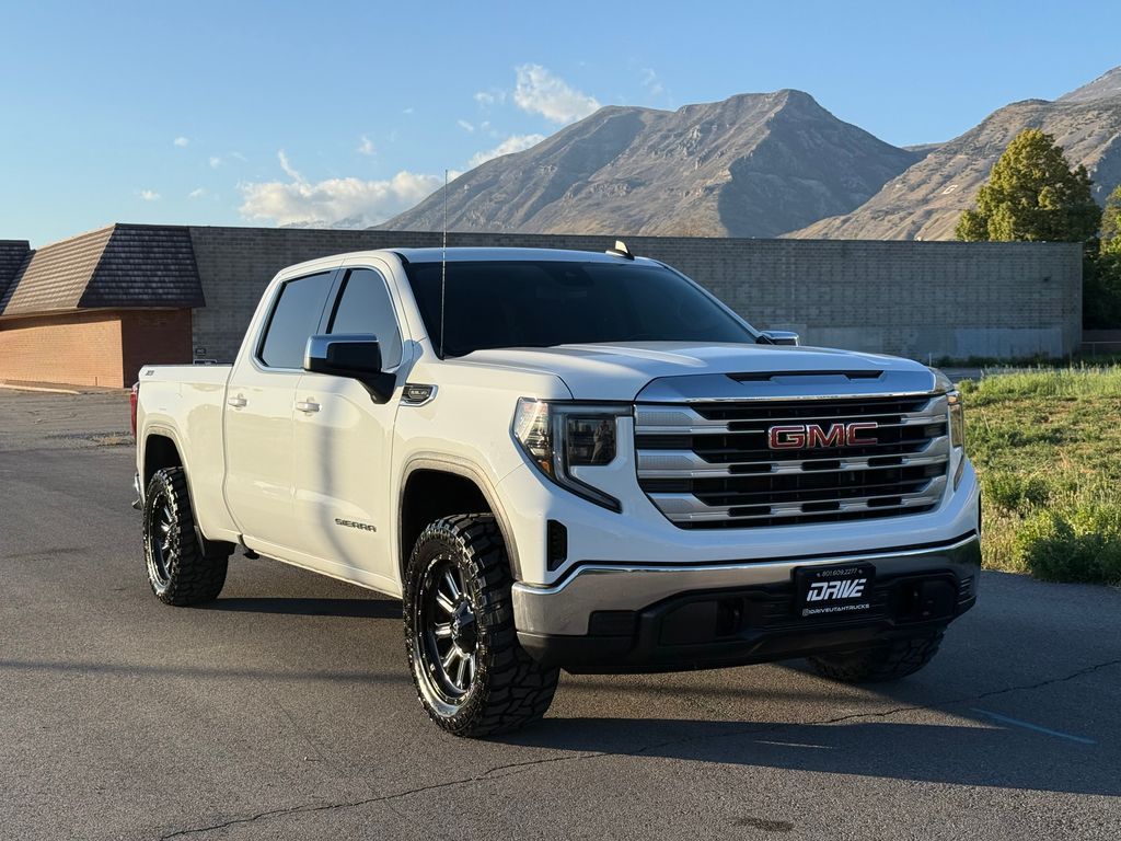 2023 GMC 1500 SLE