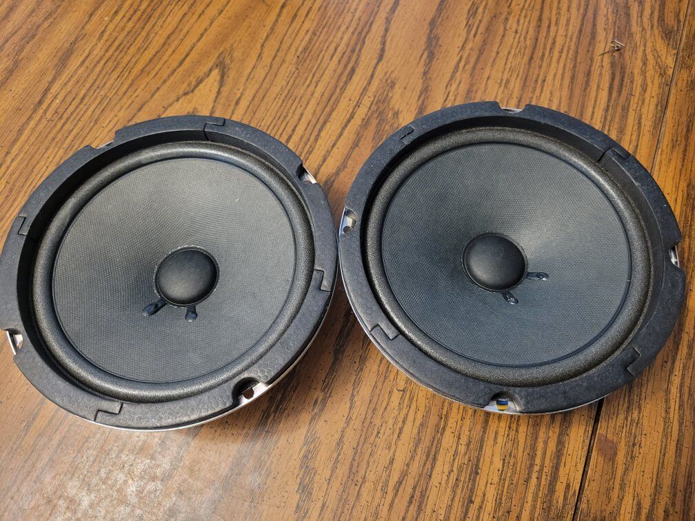 Bugera 6" 50W Musical Loud Speakers