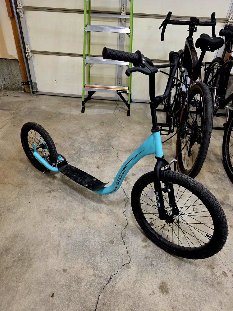 Osprey BMX Stunt Scooter | Adult/Teen Kick Scooter with Big Wheels & Adjustable Handlebars - Blue