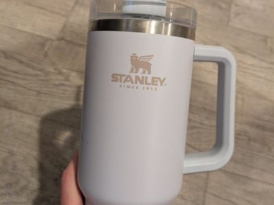 40 oz Stanley!