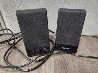 Amazon Basics Computer Speakers