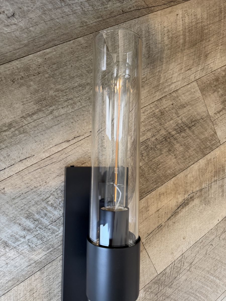 NEW 2 LIGHT BLACK WALL SCONCE / VANITY LIGHT ( 2 AVAILABLE)