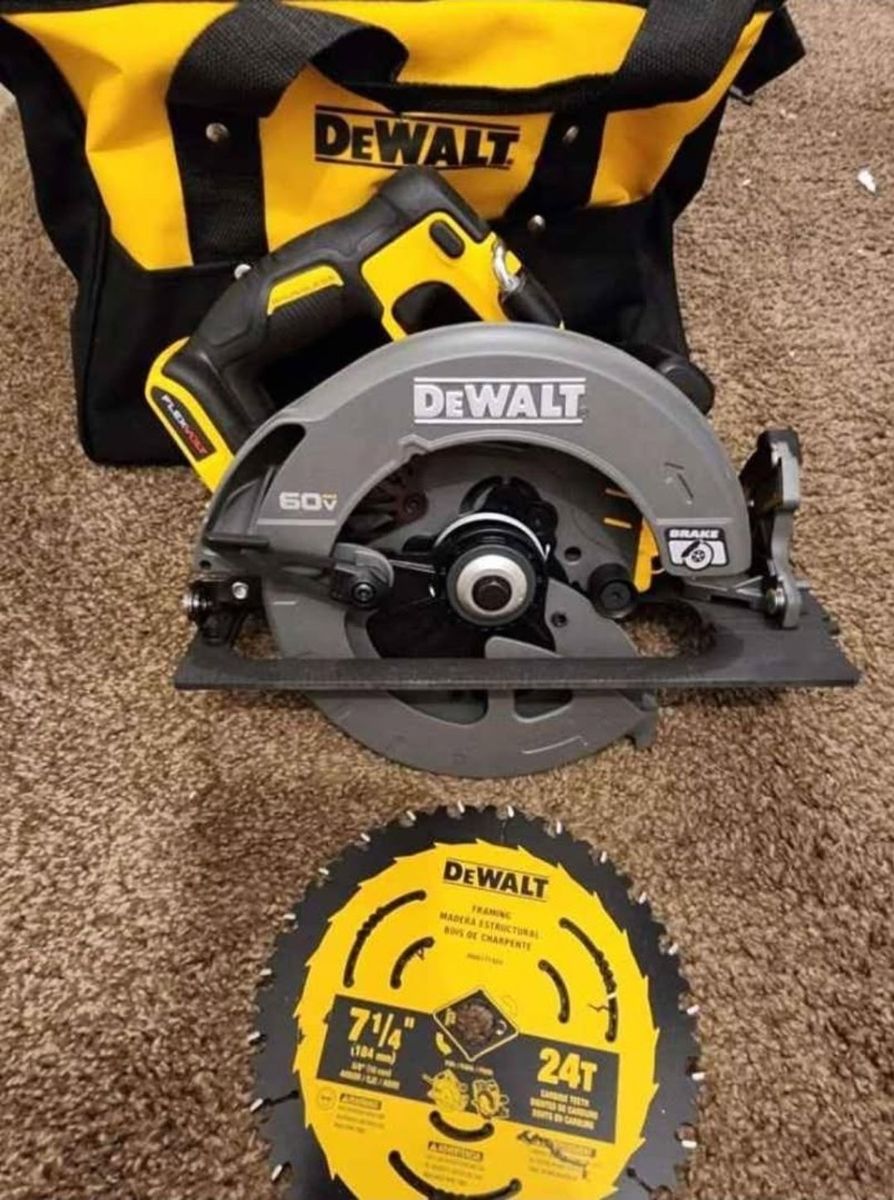 New DEWALT FLEXVOLT 60V MAX Cordless Brushless 7-1/4 in. Circular Saw