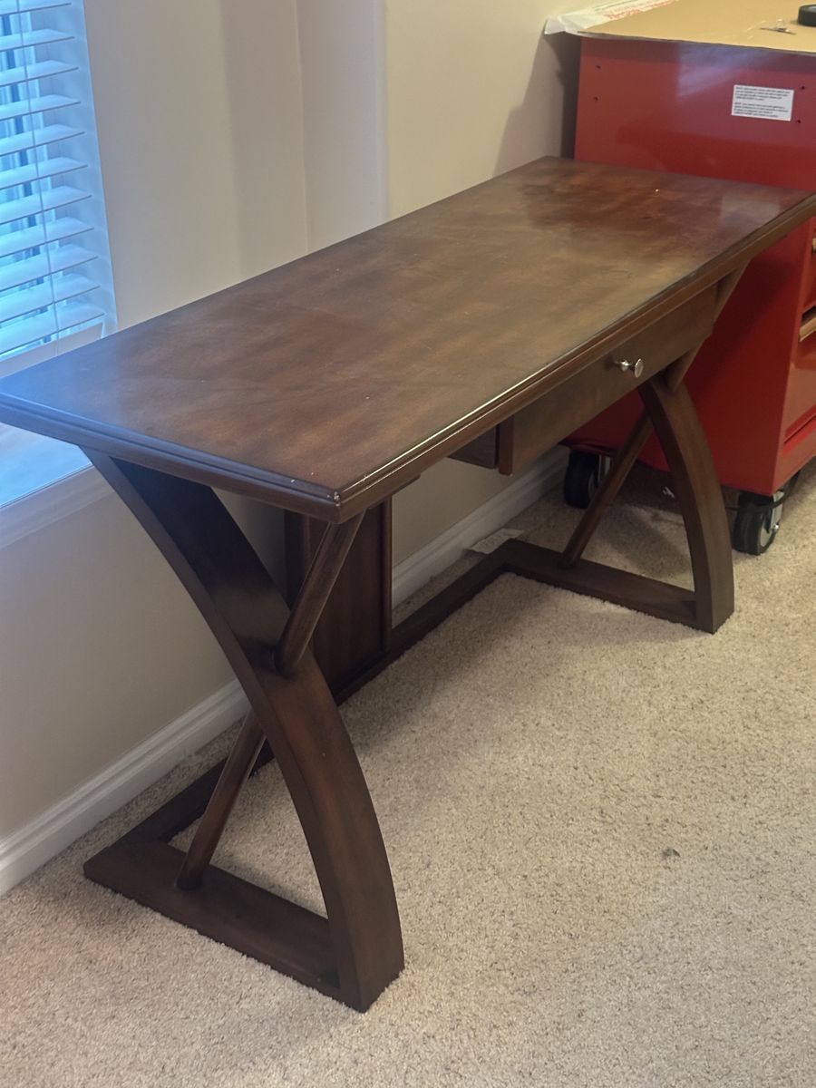 Solid wood computer desk