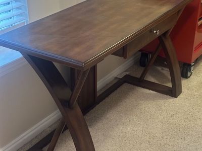 Solid wood computer desk