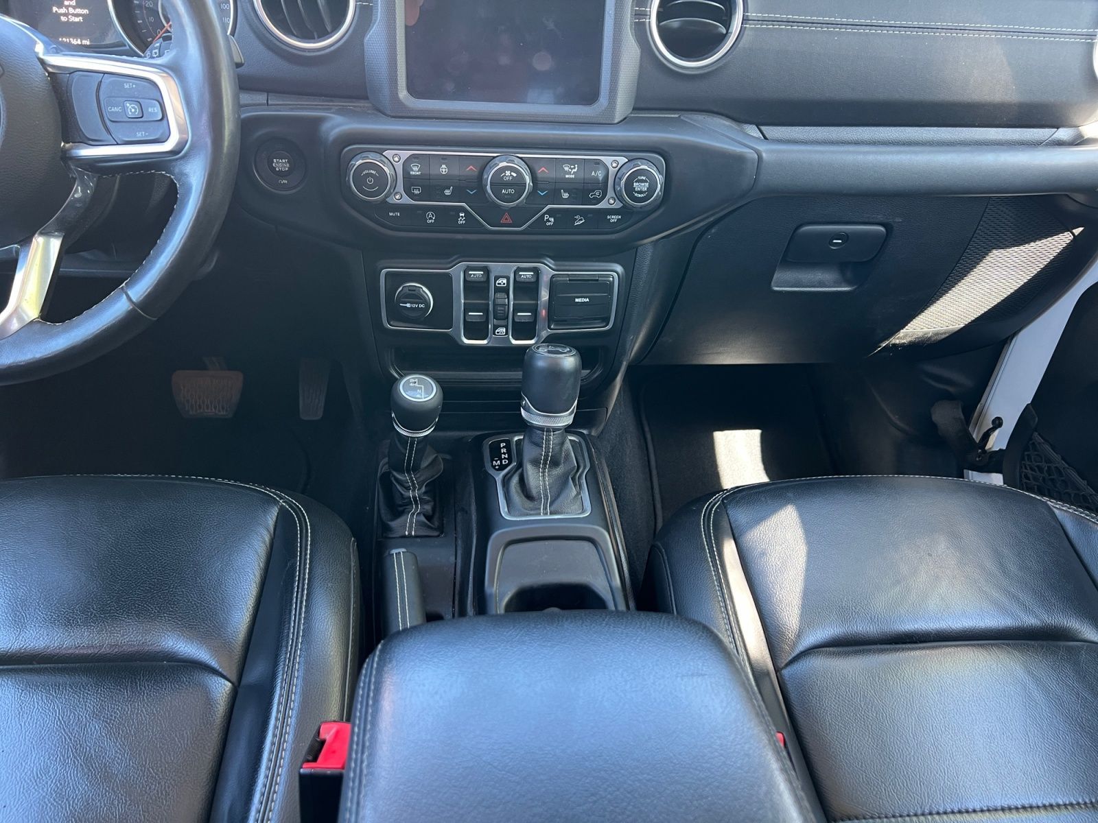 Main image 11