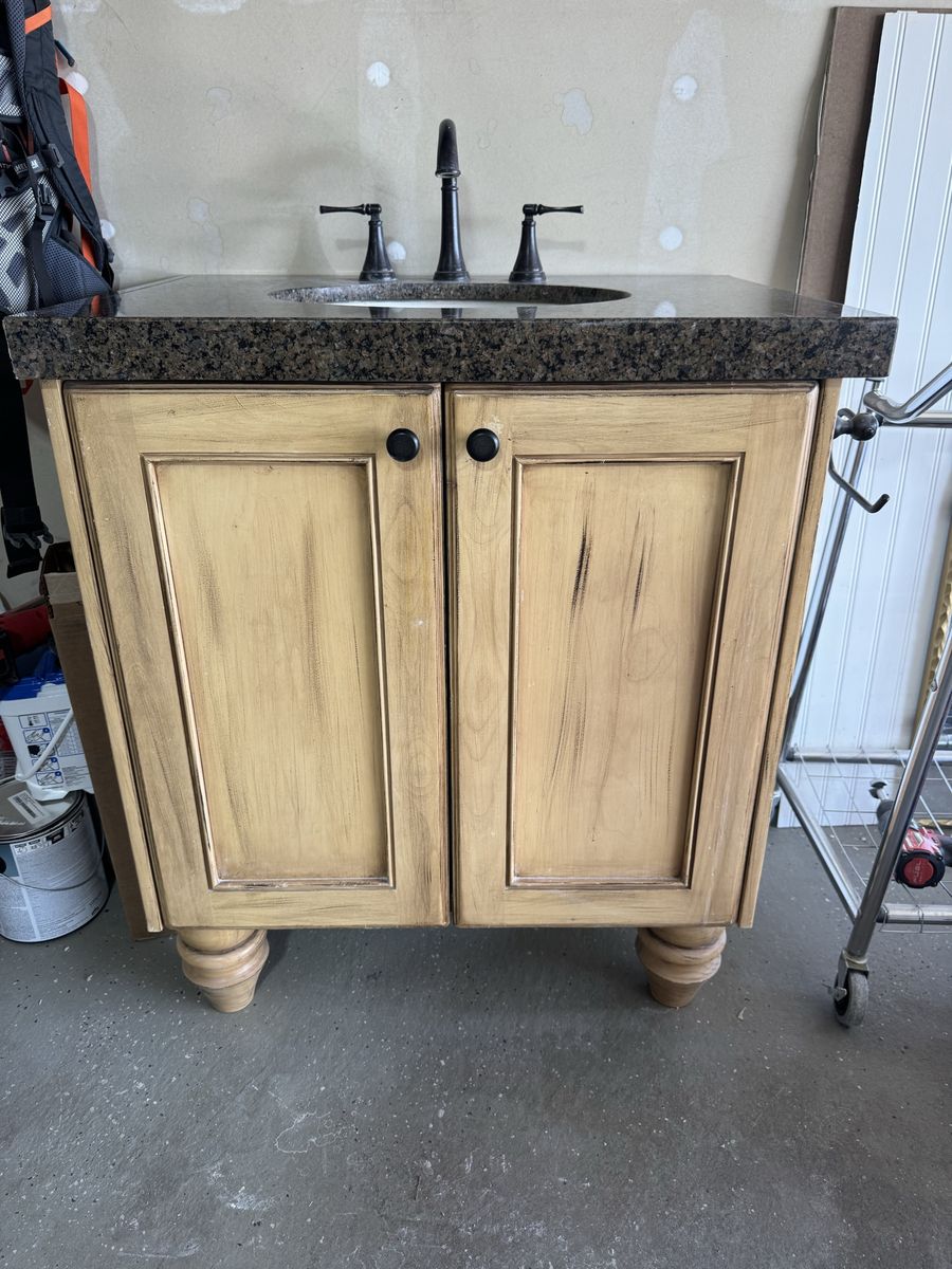 Bathroom Vanity 31w X 22.5d X 36h