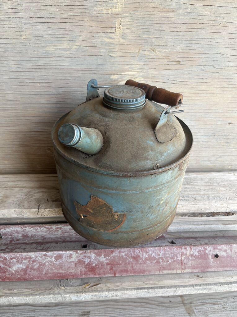 Antique Boyco Gas Can Wood Handle One Gallon