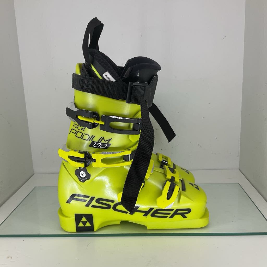 Fischer RC4 Podium 130
