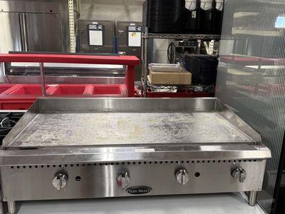 New 48” counter top griddle N and Lp gas