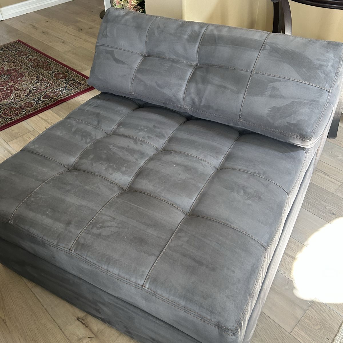 Gray Chaise Lounge / Oversized Lounge Chair