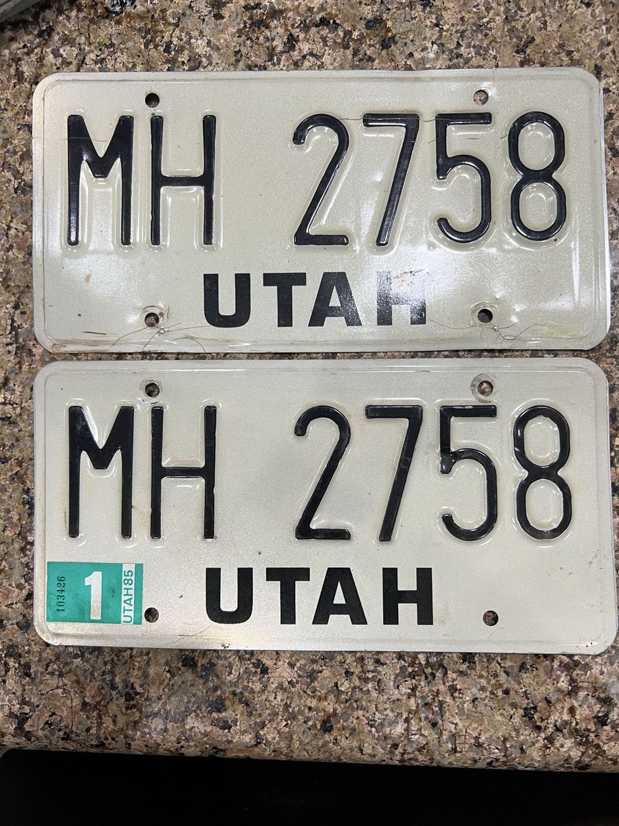 Vintage Utah 1985 License Plate Pair MH 2758 - Collectible Auto Memorabilia