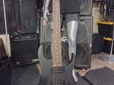 7 STRING IBANEZ GIO GUITAR IN MATTE BLACK USED *PRICE FIRM*