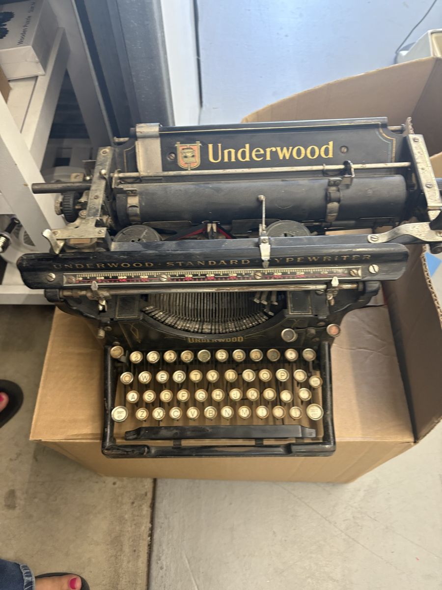 Underwood Typewriter No. 3